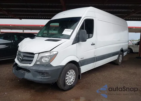 2015 Mercedes-Benz Sprinter 2500 High Roof из США, поврежденный, VIN WD3PE8DBXFP136415